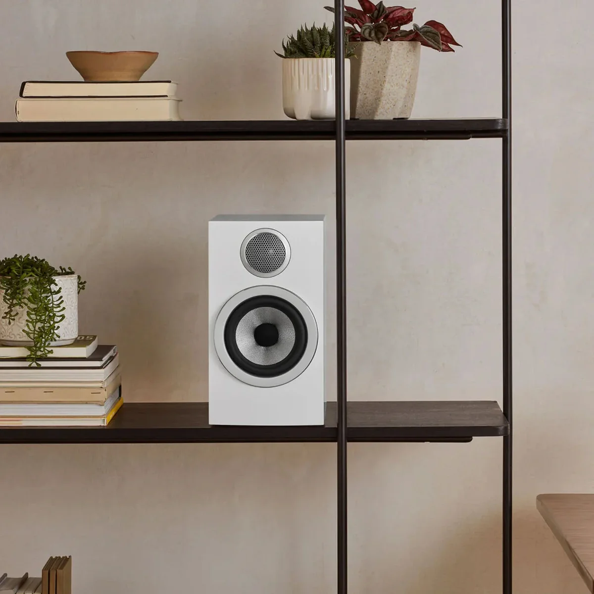 Bowers & Wilkins 707S3 wit luidspreker boekenplank model - Image 4
