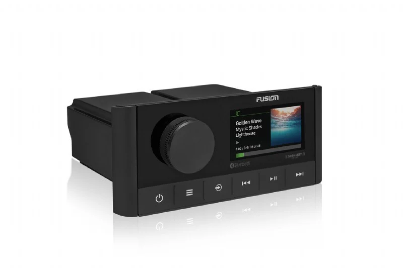 Fusion MS-RA210 marine radio met Bluetooth & DSP - Image 2