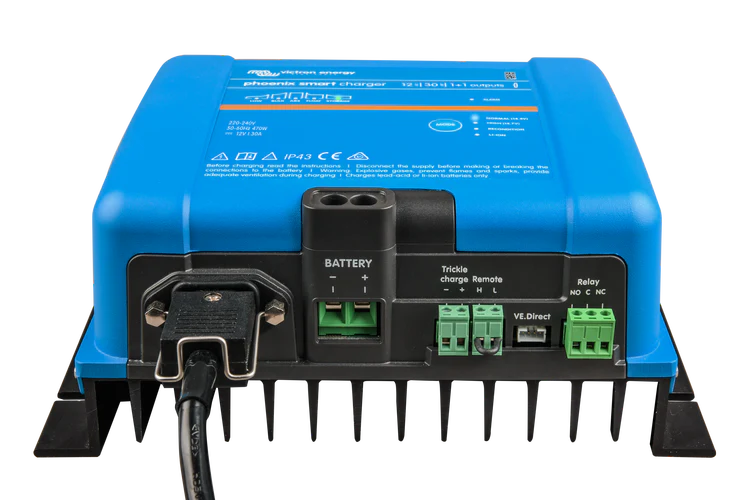 Victron Phoenix Smart IP43 12/50(1+1) acculader